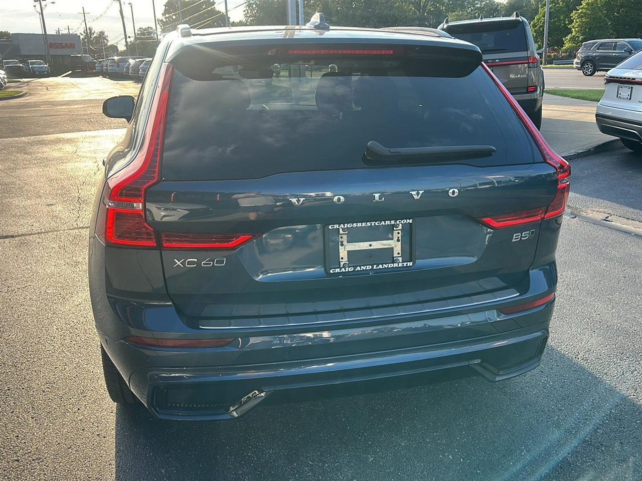 Volvo XC60 B5 Plus Dark AWD 2024