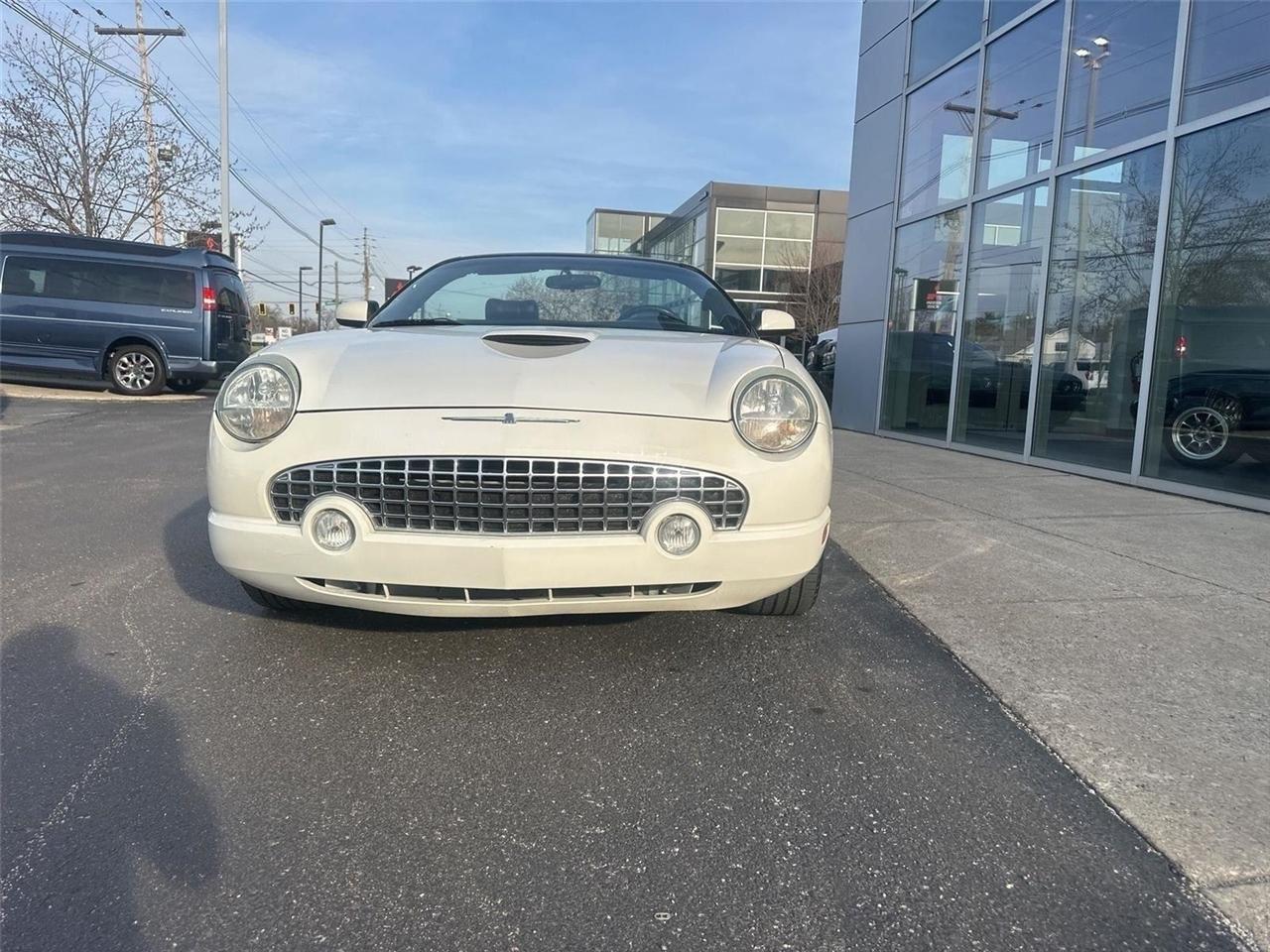 Ford Thunderbird Premium 2003