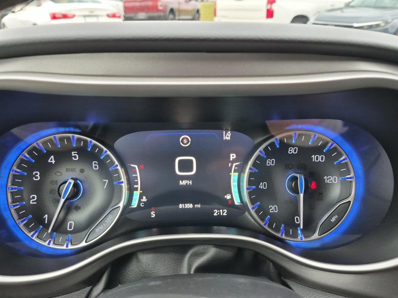 Chrysler Pacifica Touring L 2023