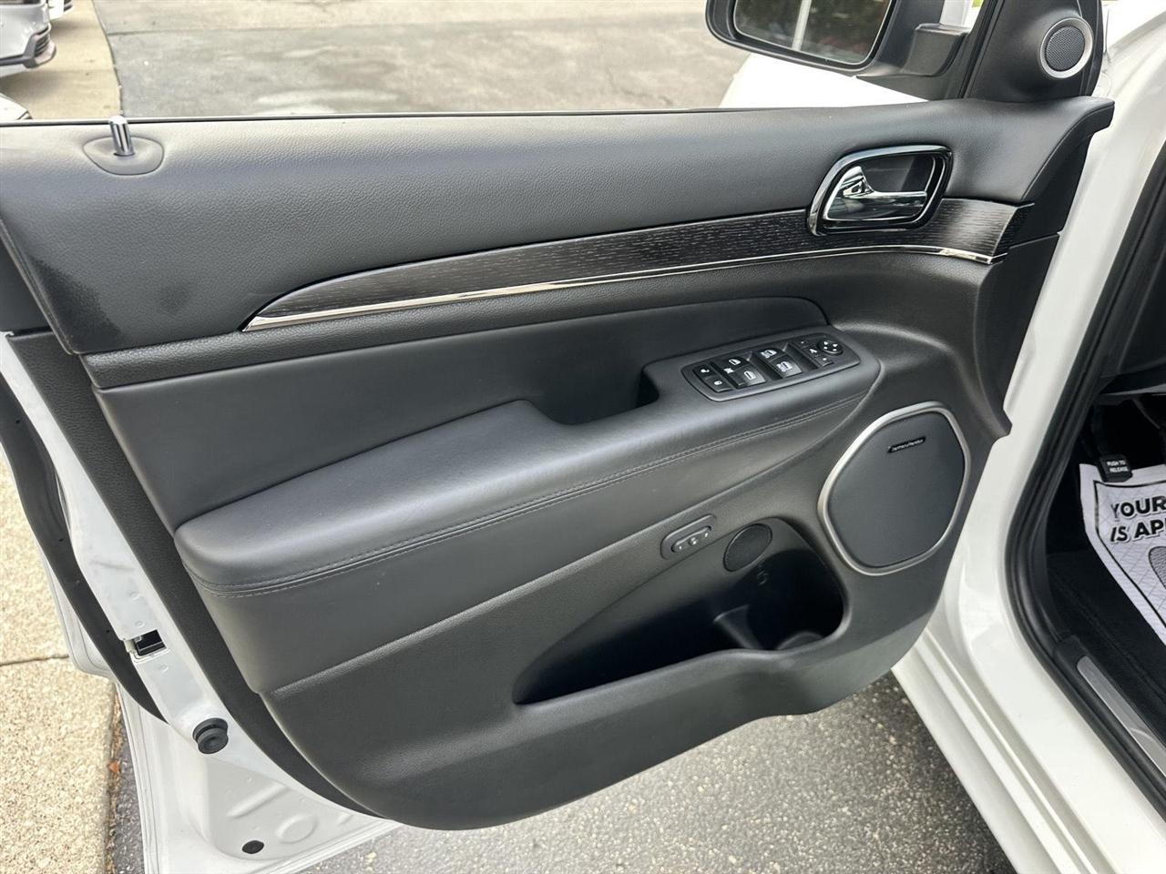 Jeep Grand Cherokee Overland 4WD 2020