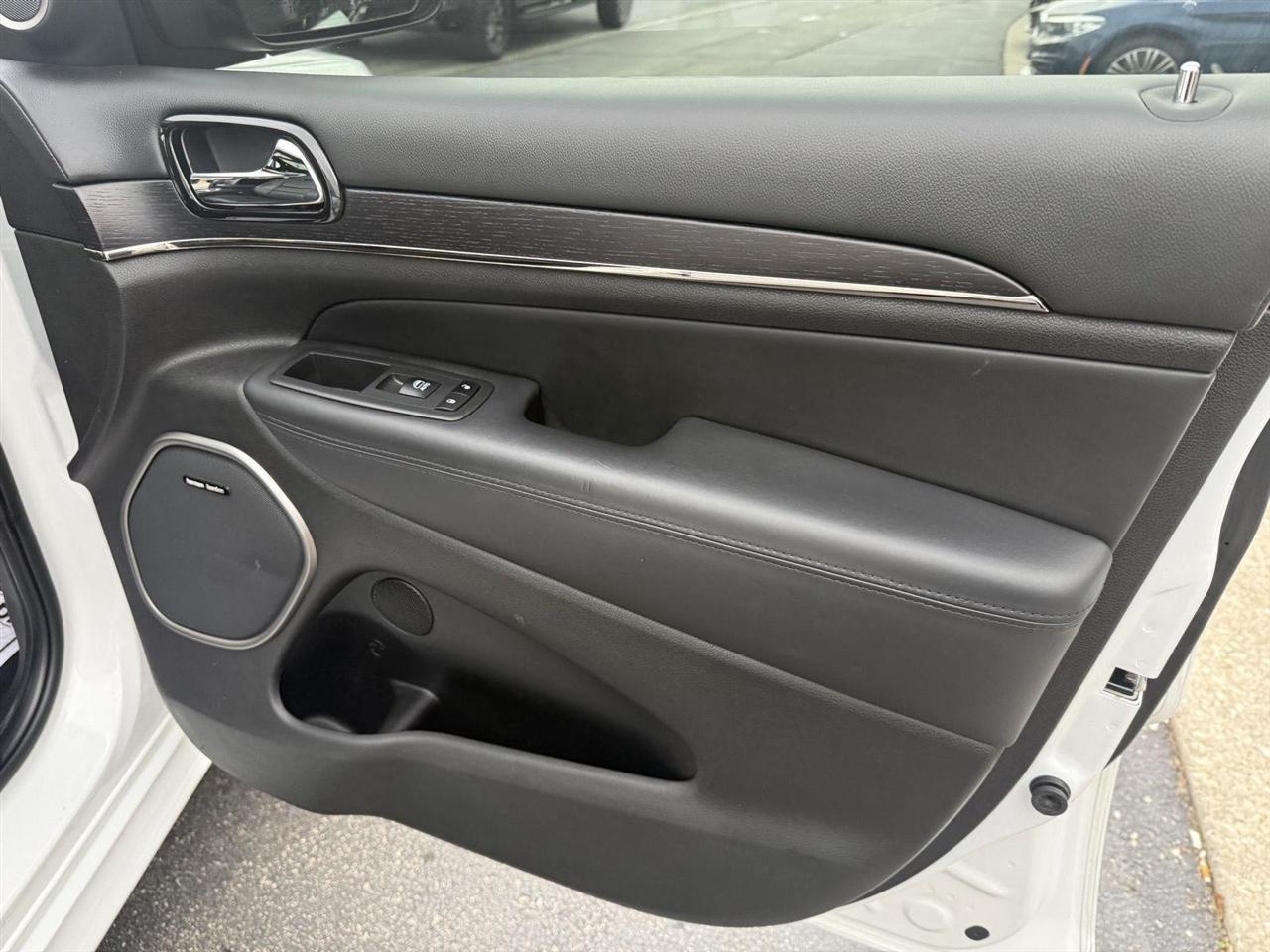 Jeep Grand Cherokee Overland 4WD 2020