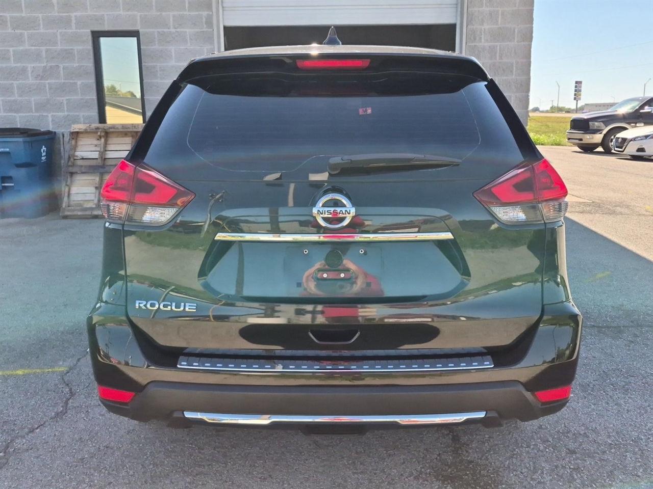 Nissan Rogue S 2WD 2018