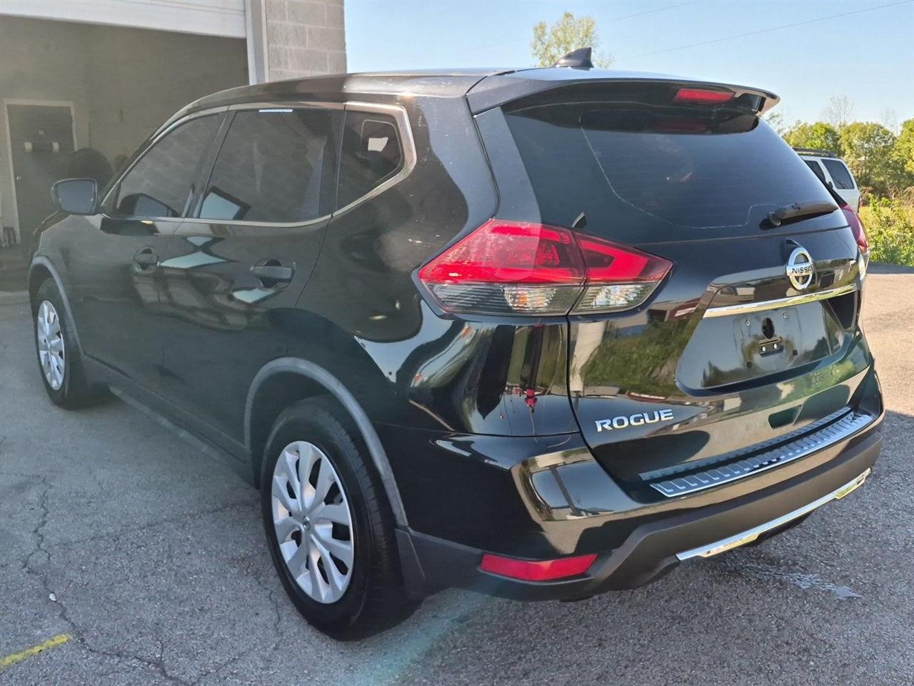 Nissan Rogue S 2WD 2018