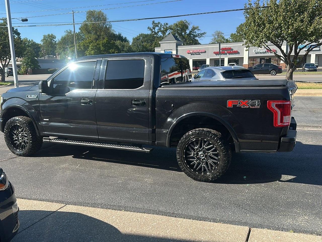 Ford F-150 XLT SuperCrew 6.5-ft. Bed 4WD 2015