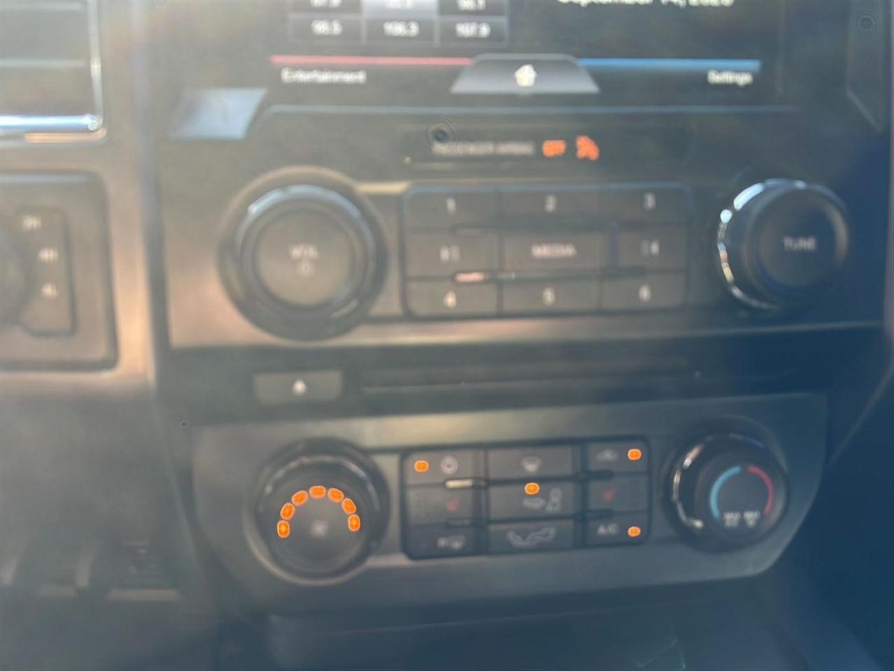 Ford F-150 XLT SuperCrew 6.5-ft. Bed 4WD 2015