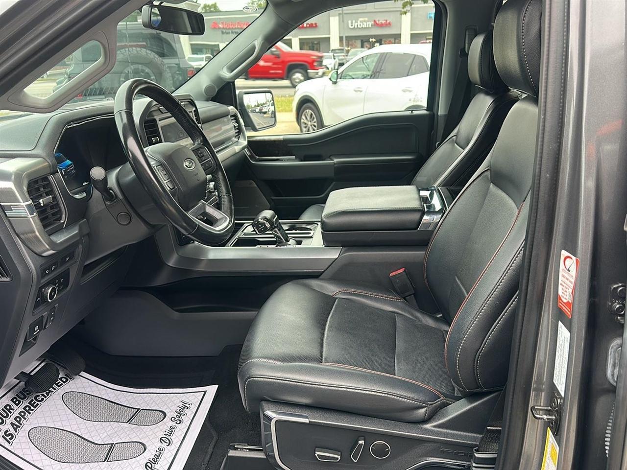 Ford F-150 Lariat SuperCrew 5.5-ft. Bed 4WD 2023
