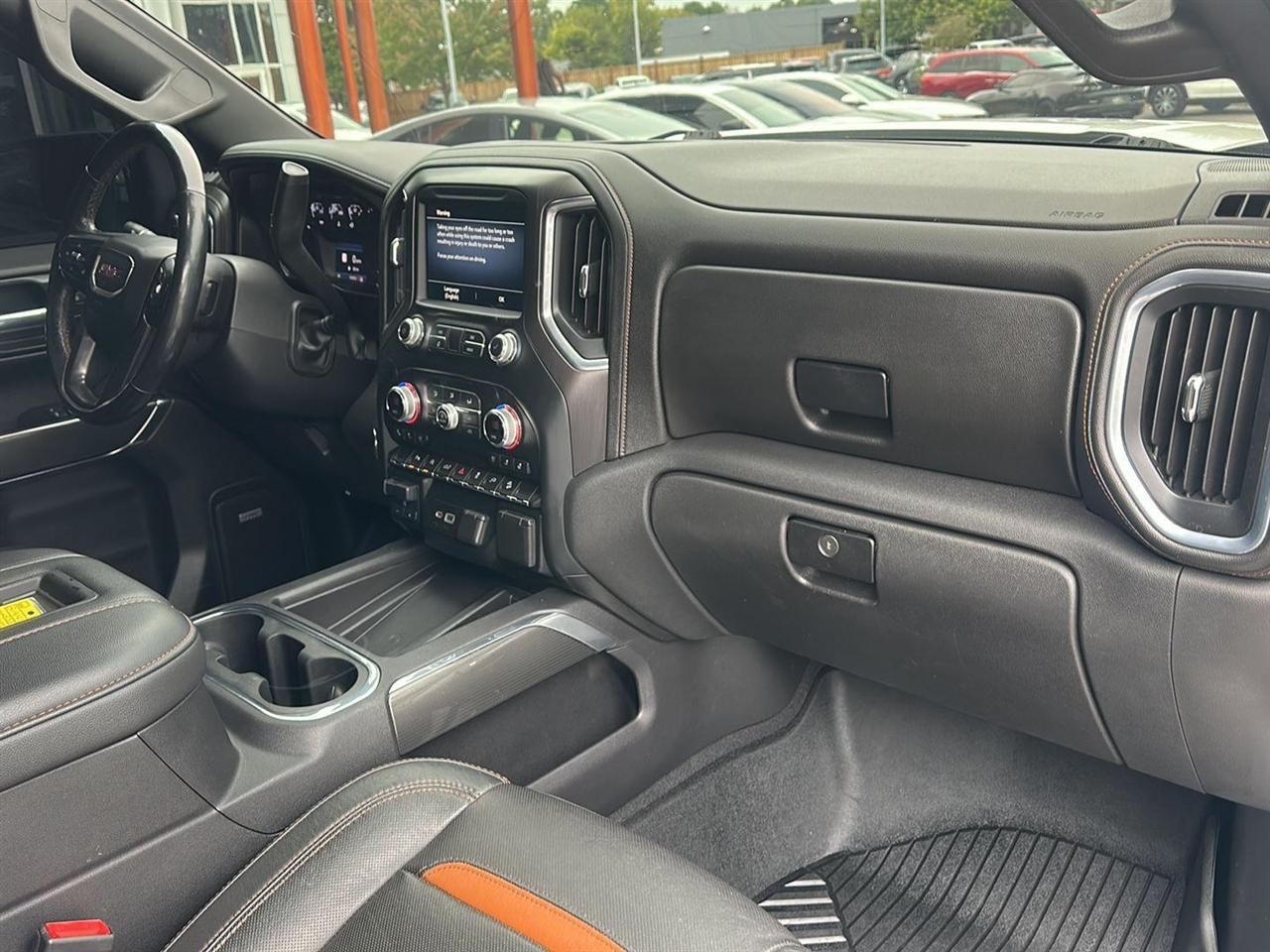 GMC Sierra 1500 AT4 Crew Cab Long Box 4WD 2020