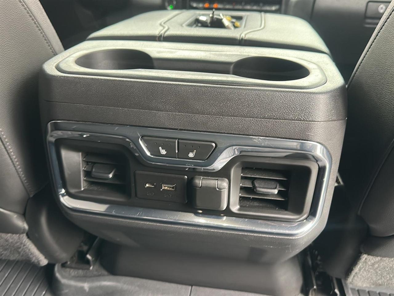 GMC Sierra 1500 AT4 Crew Cab Long Box 4WD 2020