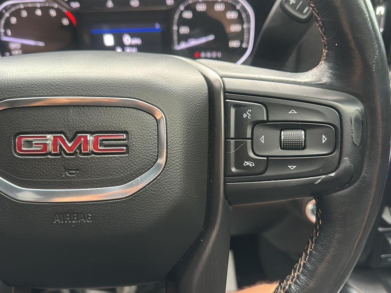 GMC Sierra 1500 AT4 Crew Cab Long Box 4WD 2020