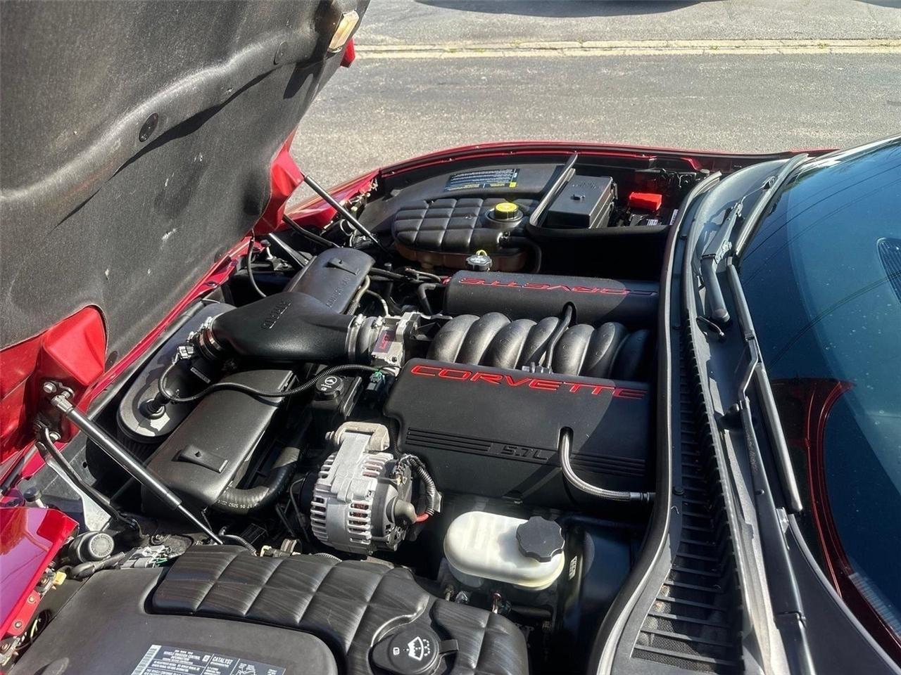 Chevrolet Corvette Coupe 2004