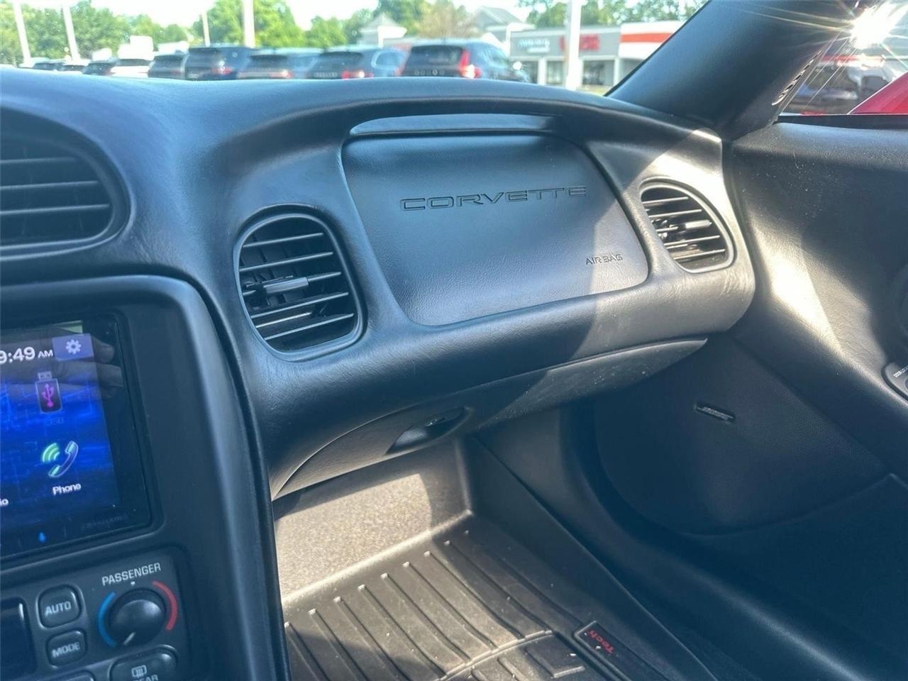 Chevrolet Corvette Coupe 2004