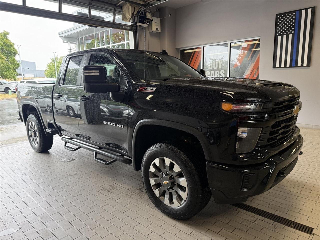 Chevrolet Silverado 2500HD Custom Double Cab Long Box 4WD 2025