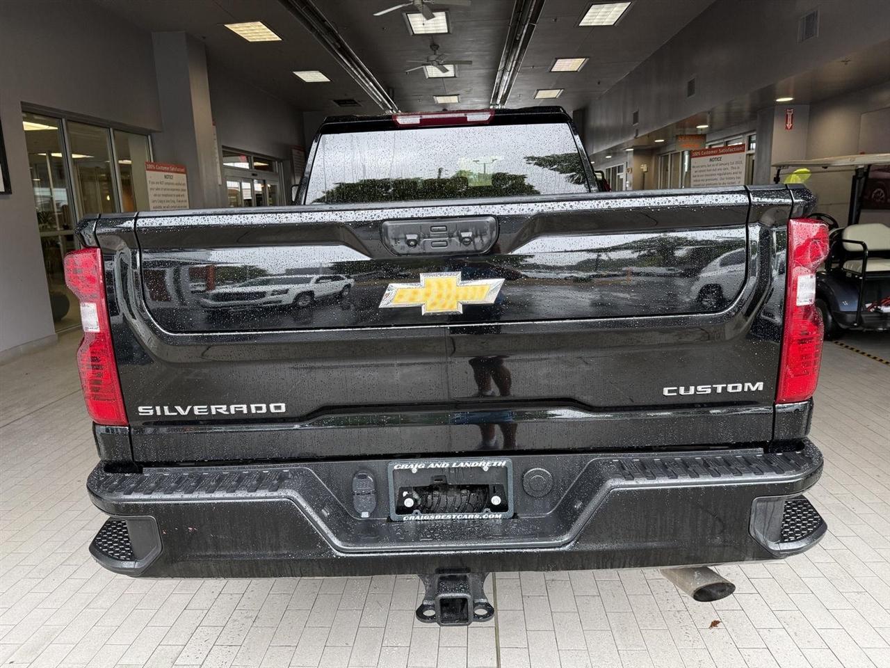 Chevrolet Silverado 2500HD Custom Double Cab Long Box 4WD 2025