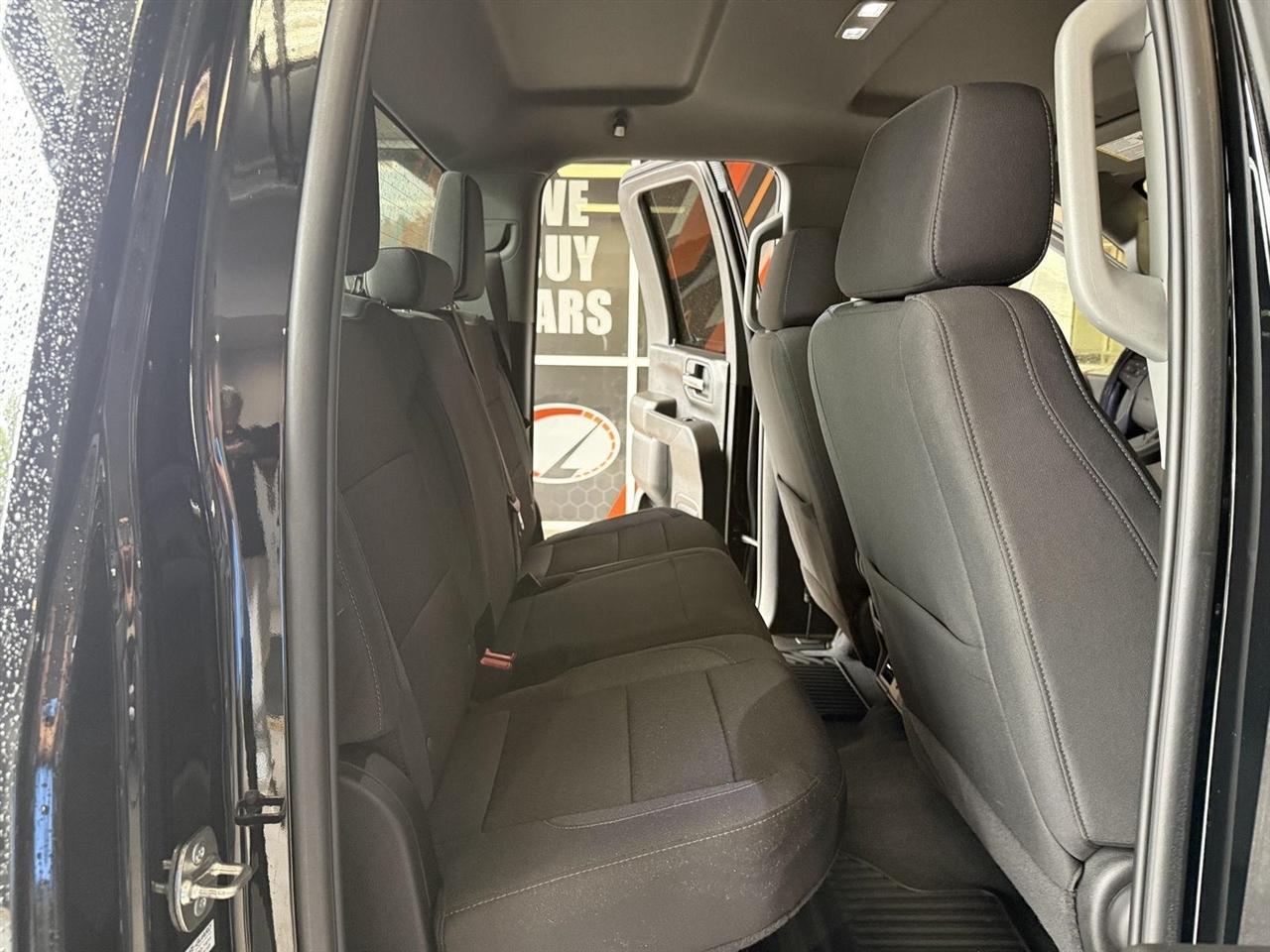 Chevrolet Silverado 2500HD Custom Double Cab Long Box 4WD 2025