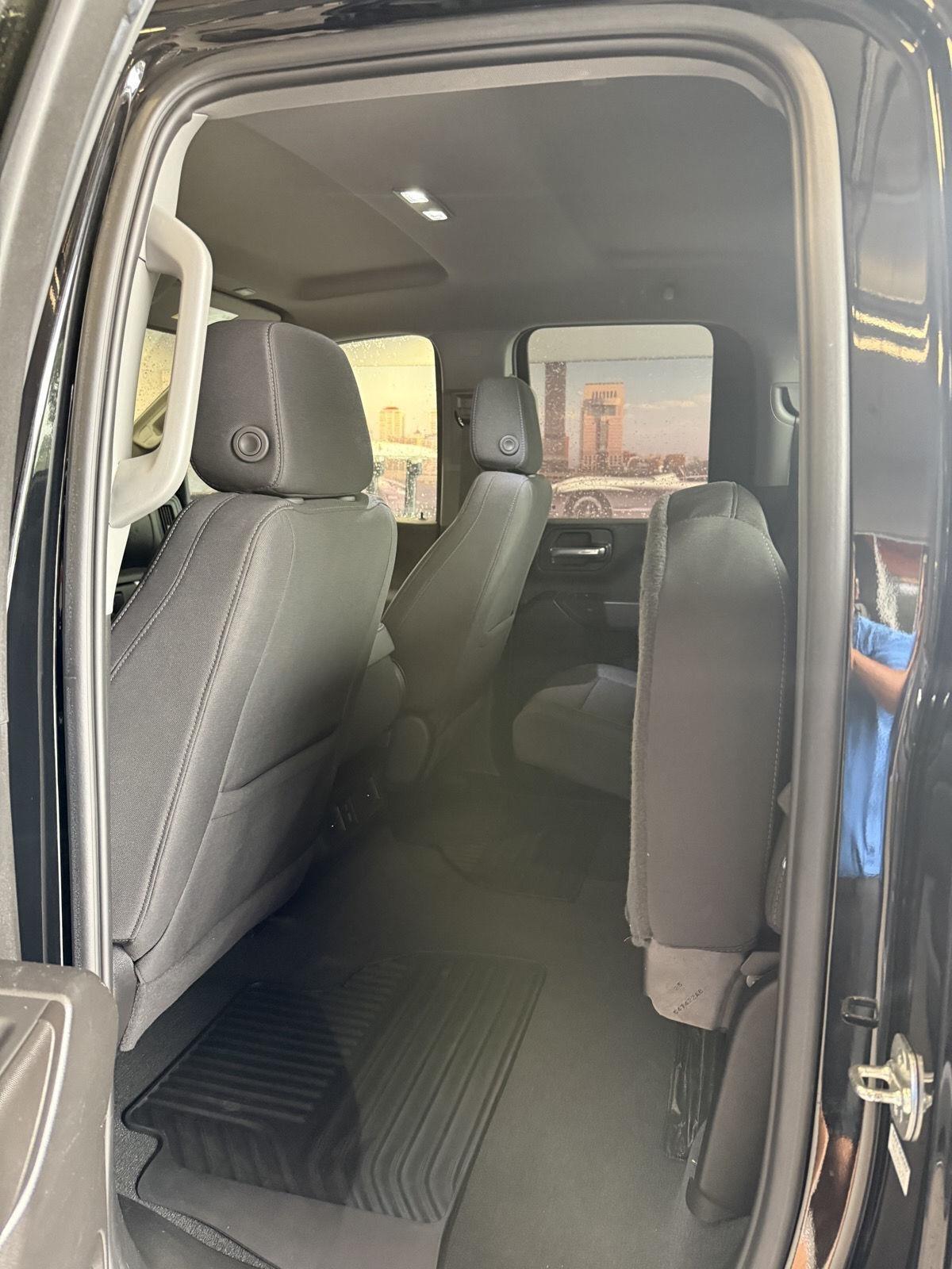 Chevrolet Silverado 2500HD Custom Double Cab Long Box 4WD 2025