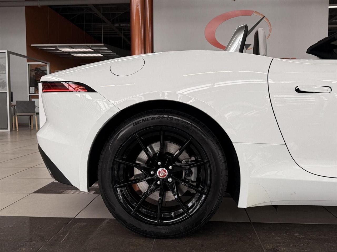 Jaguar F-Type Convertible 2.0 8A 2018