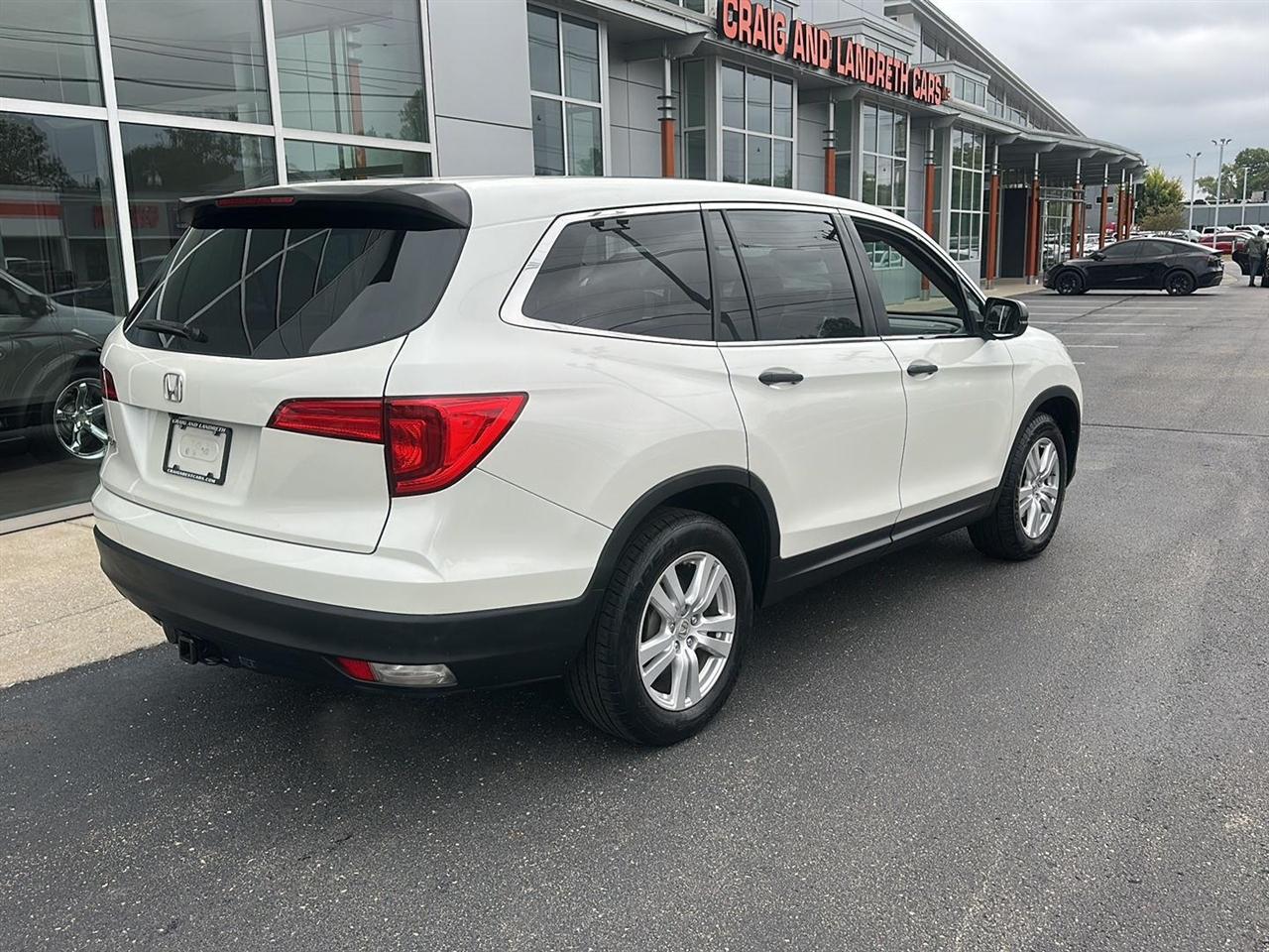 Honda Pilot LX 2WD 2016