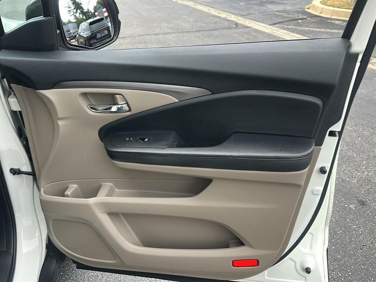 Honda Pilot LX 2WD 2016
