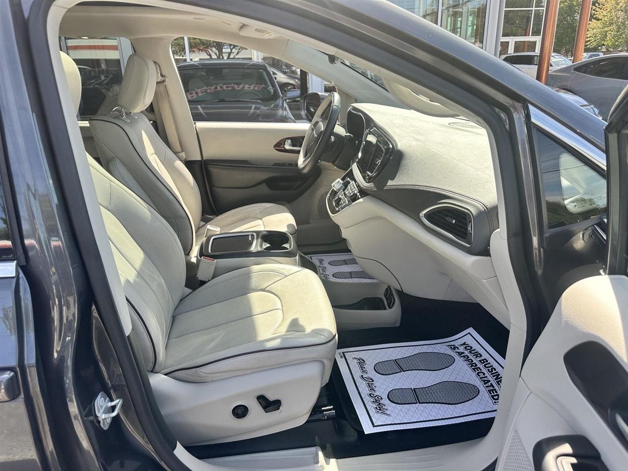 Chrysler Pacifica Limited 2018
