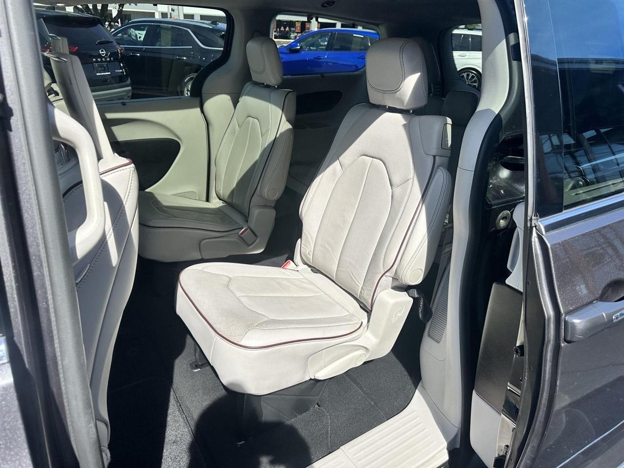 Chrysler Pacifica Limited 2018