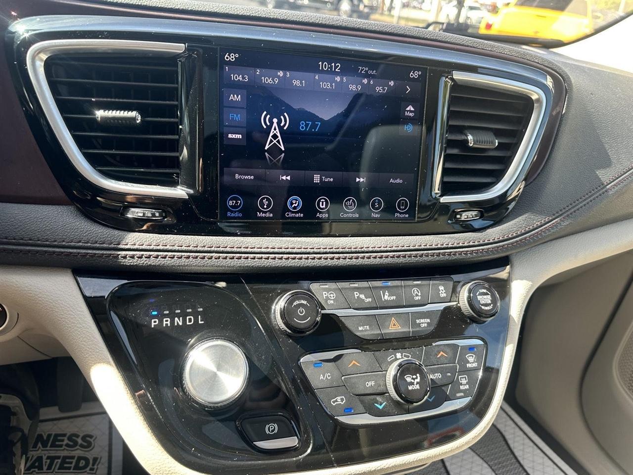 Chrysler Pacifica Limited 2018