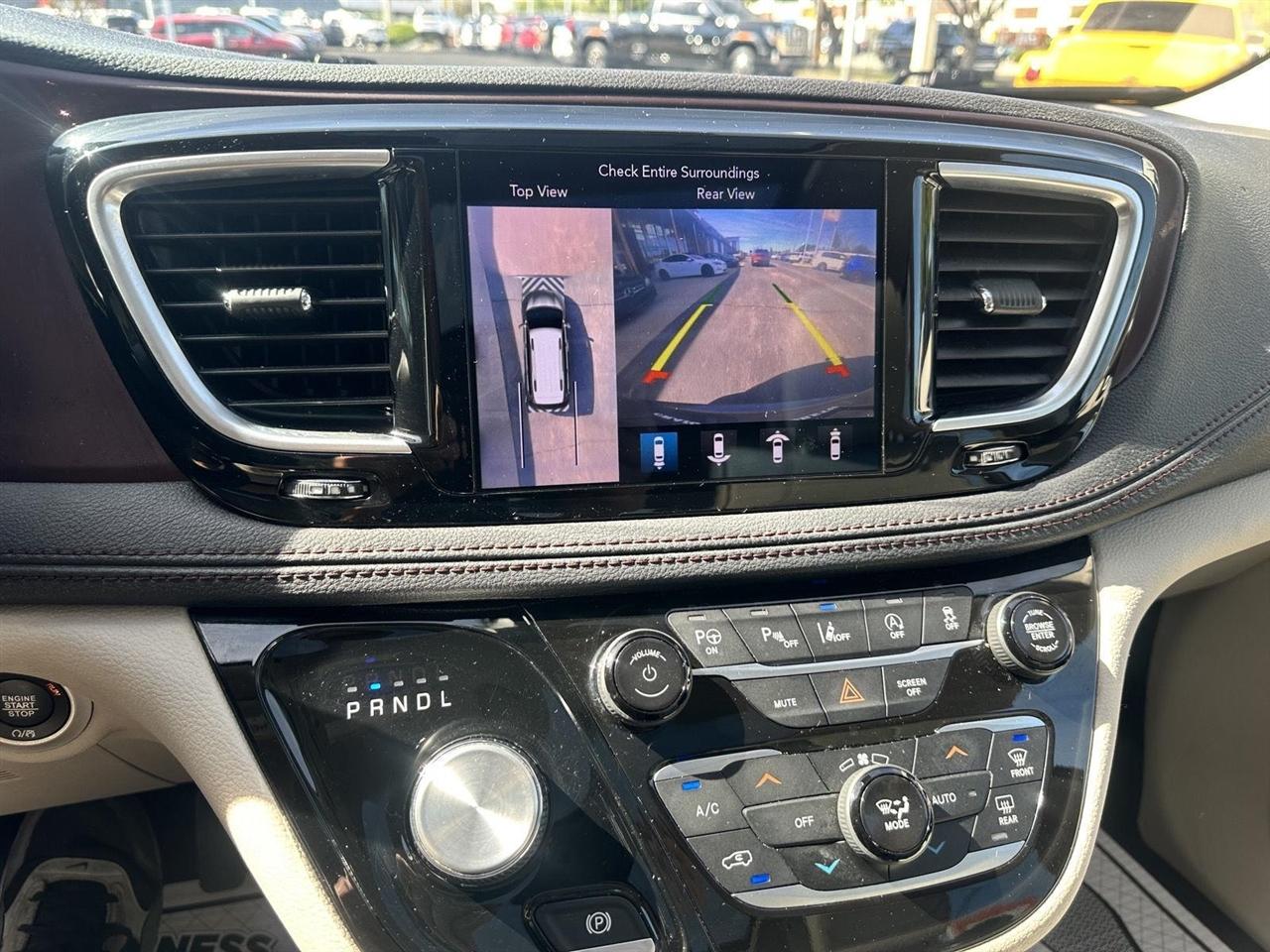 Chrysler Pacifica Limited 2018