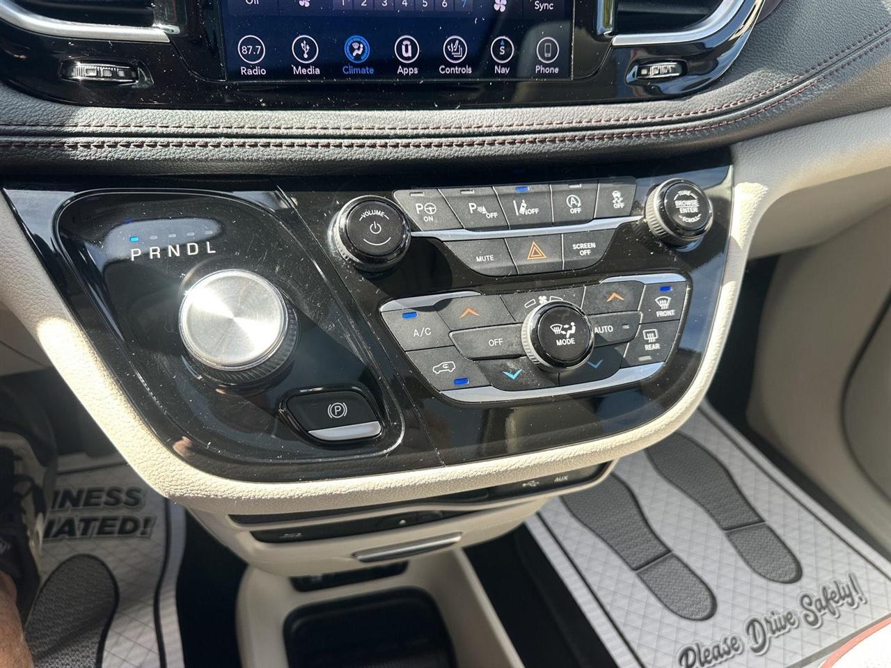 Chrysler Pacifica Limited 2018