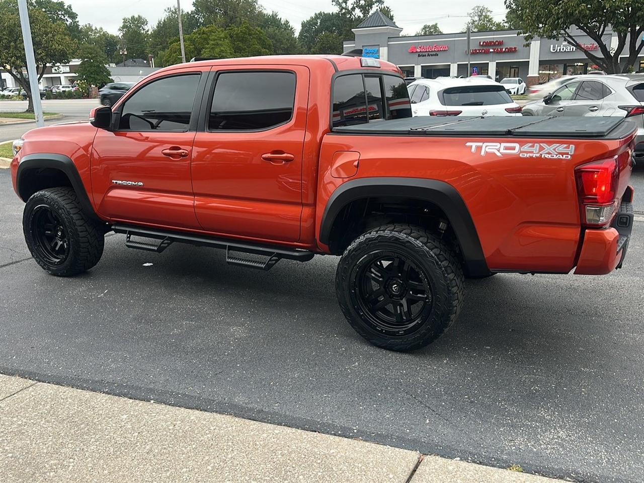 Toyota Tacoma SR5 Double Cab Long Bed V6 6AT 4WD 2016