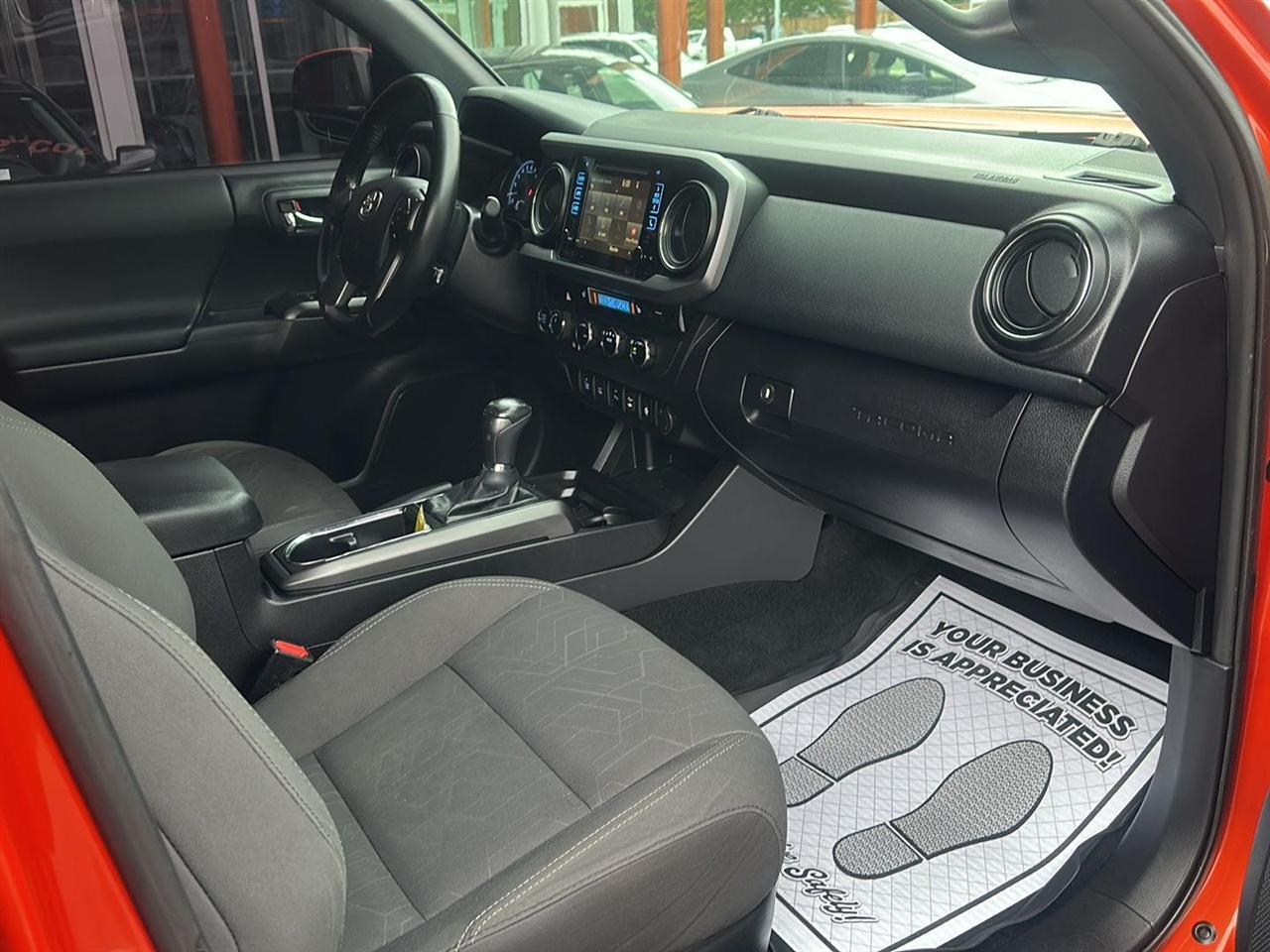 Toyota Tacoma SR5 Double Cab Long Bed V6 6AT 4WD 2016