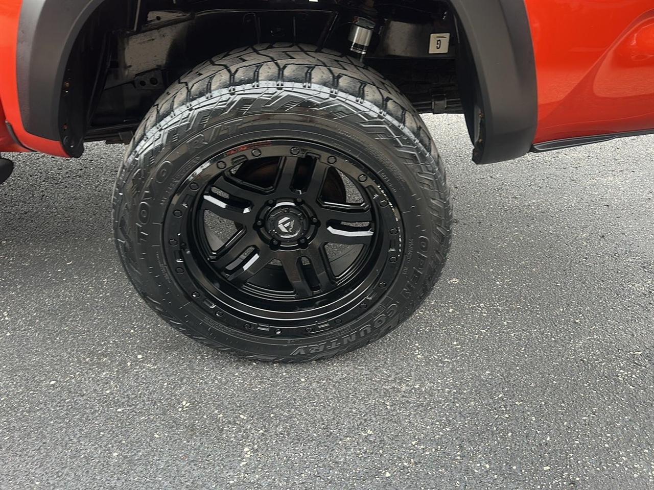 Toyota Tacoma SR5 Double Cab Long Bed V6 6AT 4WD 2016