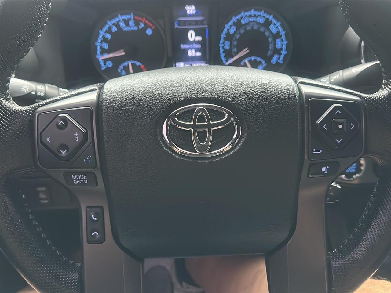 Toyota Tacoma SR5 Double Cab Long Bed V6 6AT 4WD 2016