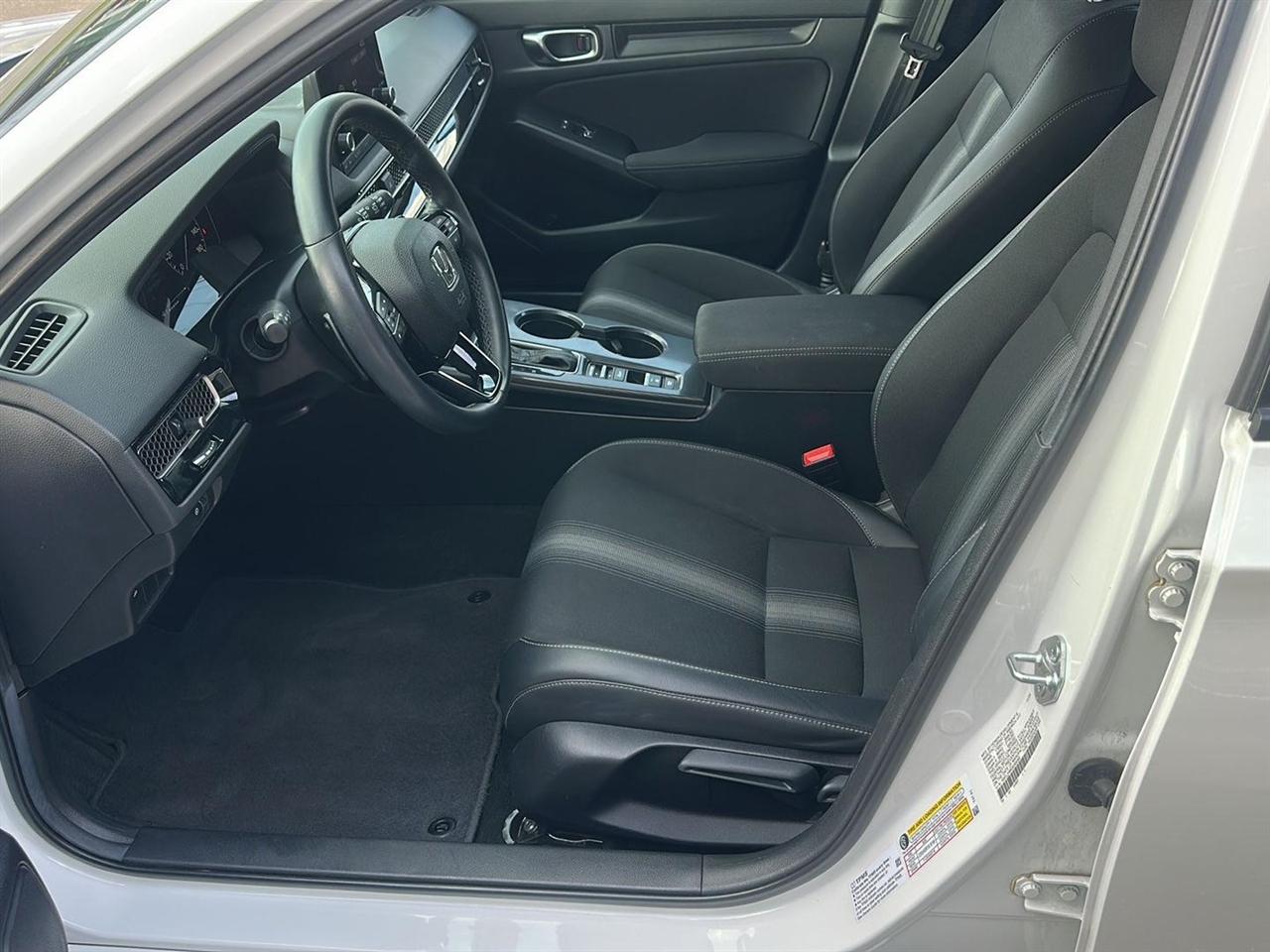 Honda Civic Sport Hatchback CVT 2025