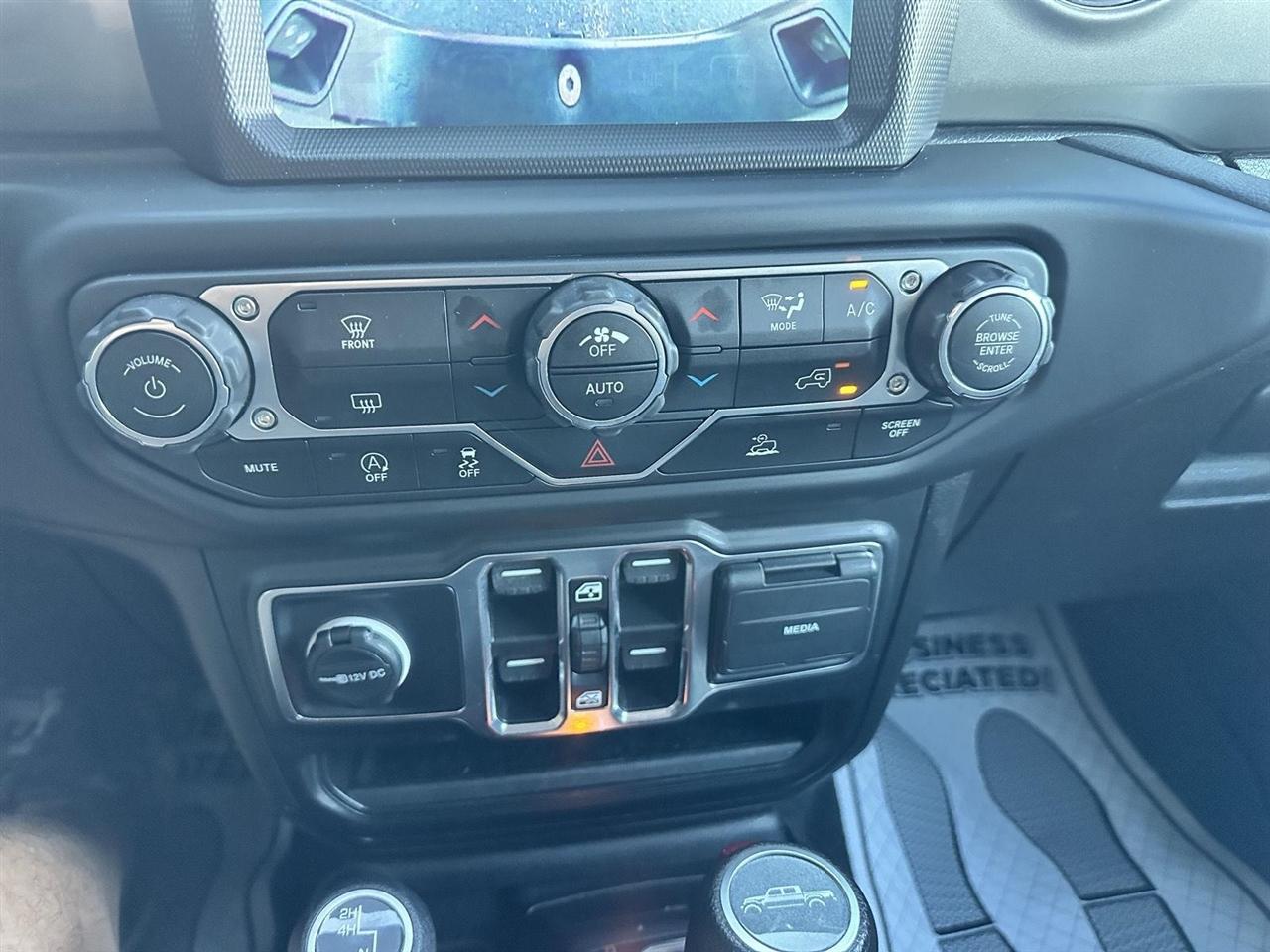 Jeep Gladiator Overland 2023