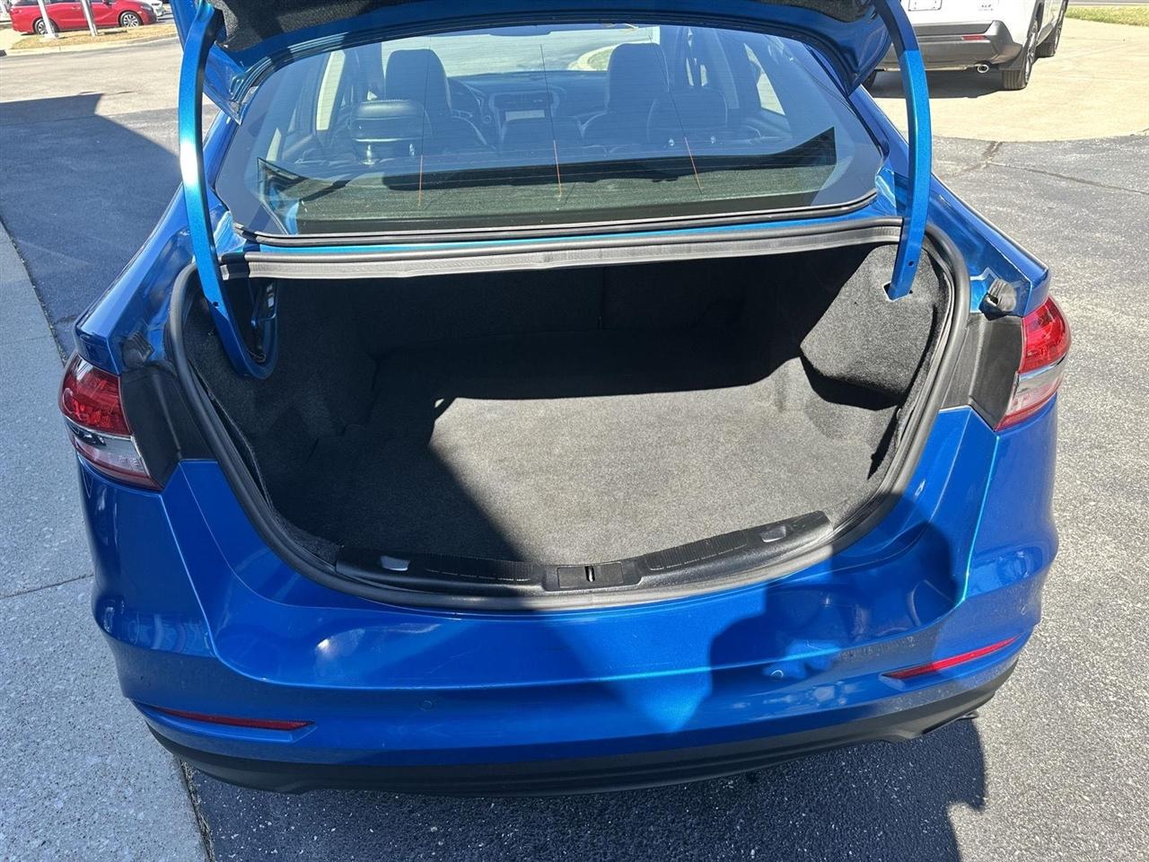 Ford Fusion SEL 2020