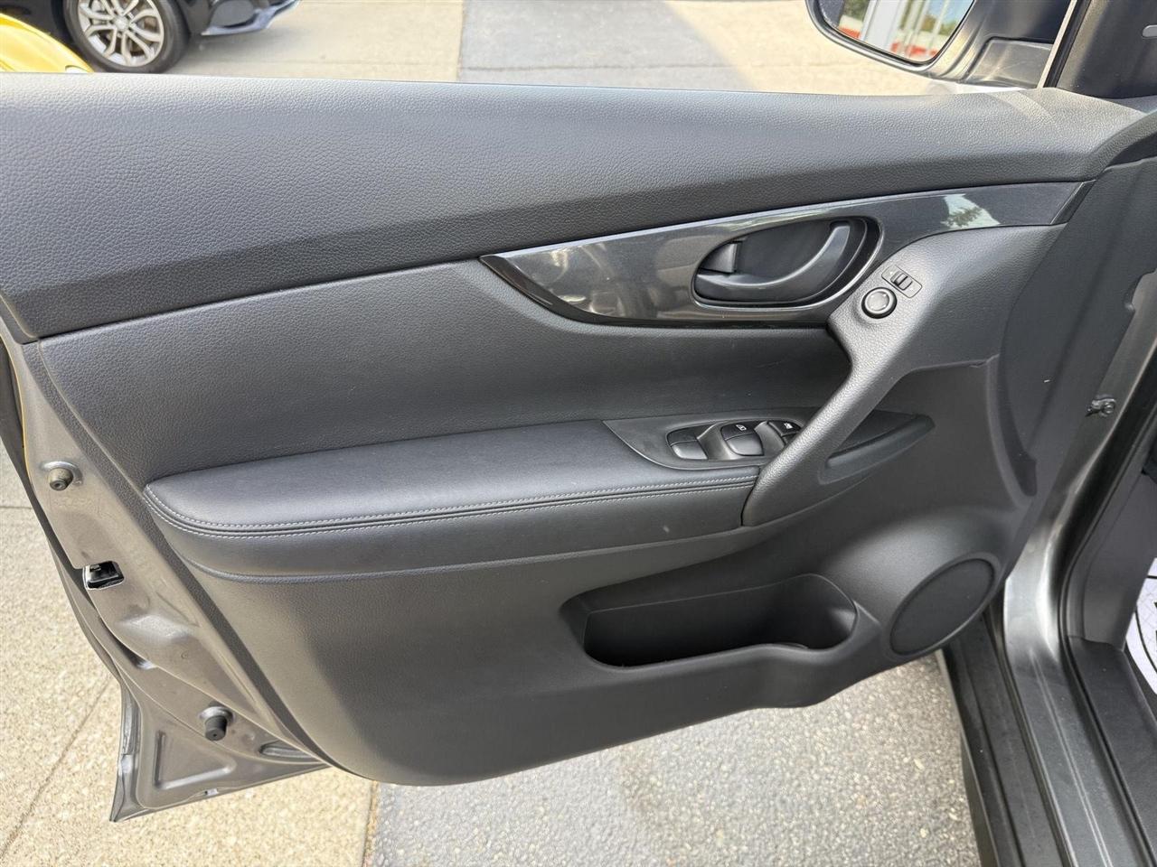 Nissan Rogue S AWD 2020
