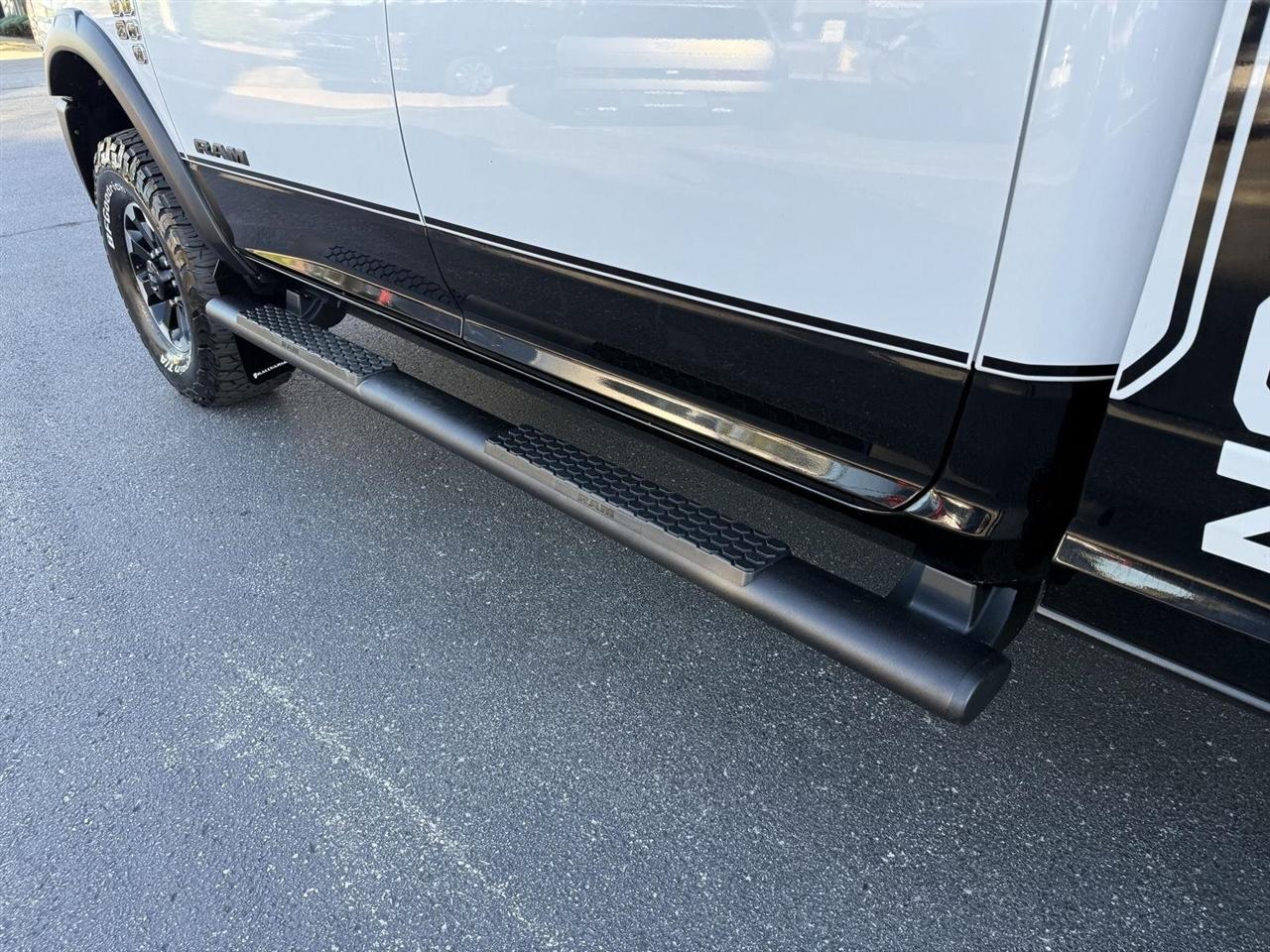 RAM 2500 Power Wagon Crew Cab SWB 4WD 2020
