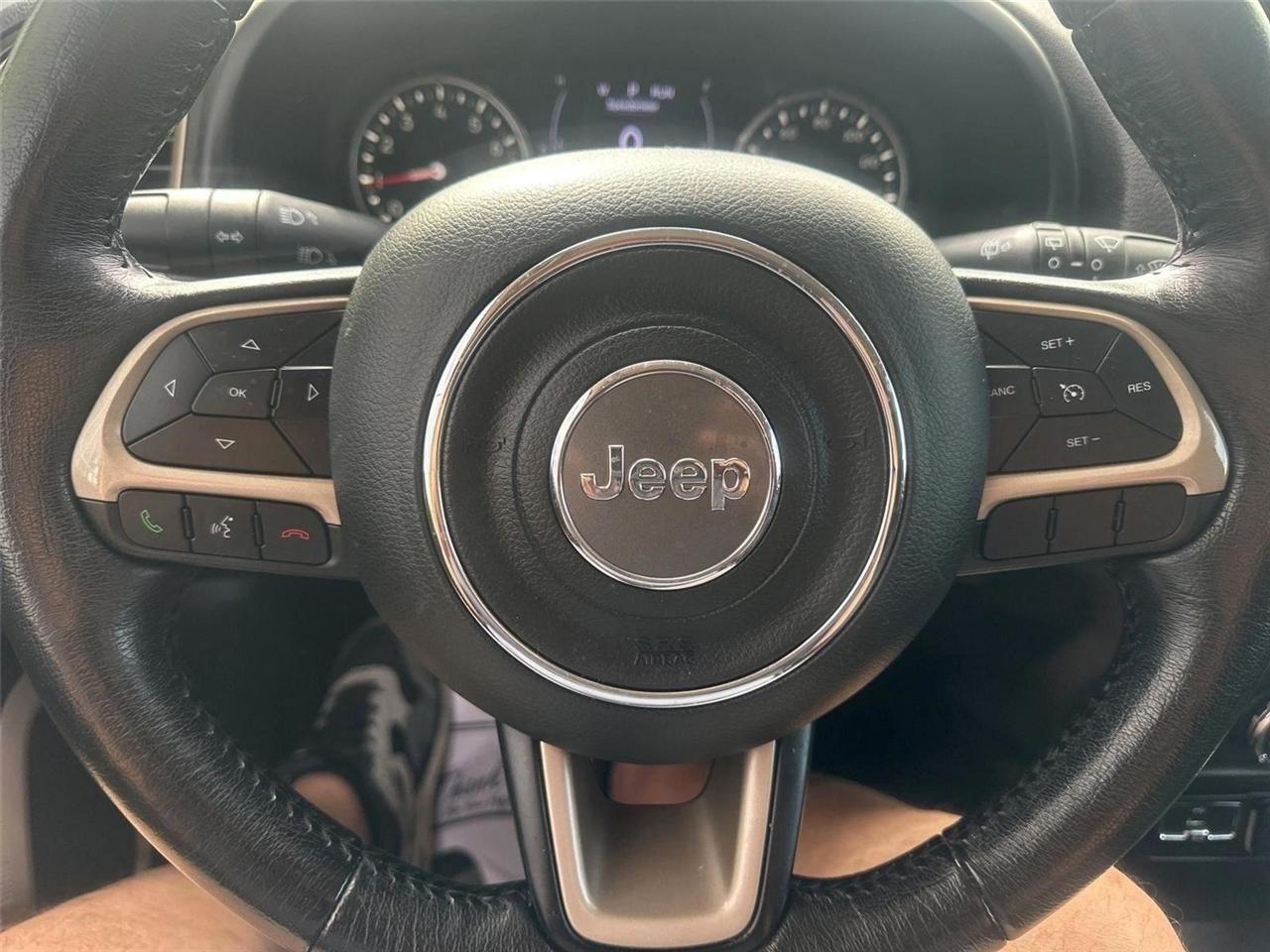 Jeep Renegade Latitude FWD 2017