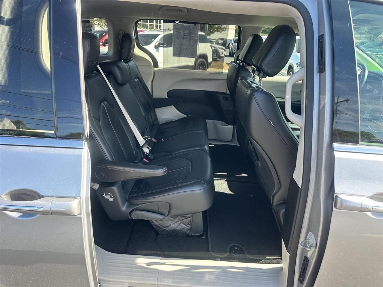 Chrysler Pacifica Touring-L 2018
