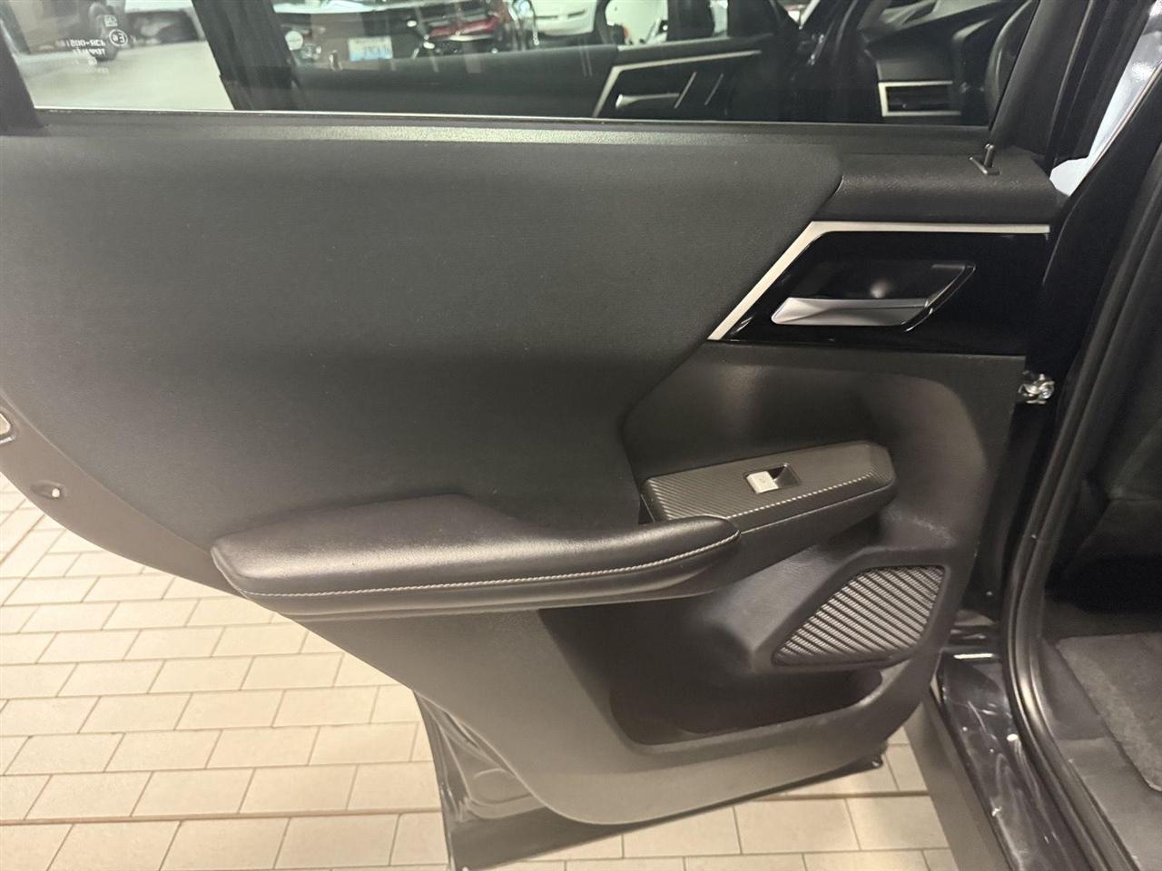 Mitsubishi Outlander ES 4WD 2022