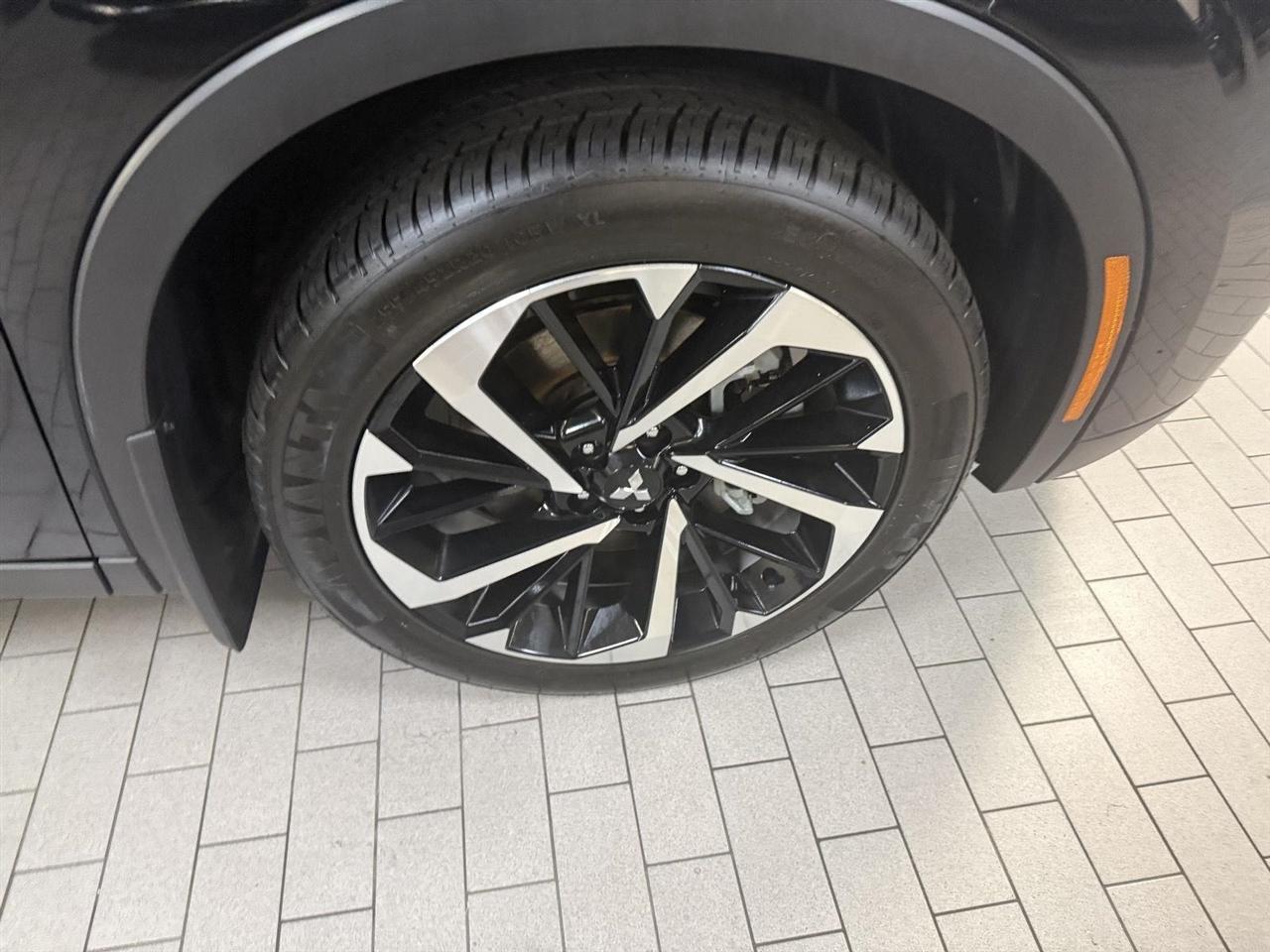 Mitsubishi Outlander ES 4WD 2022