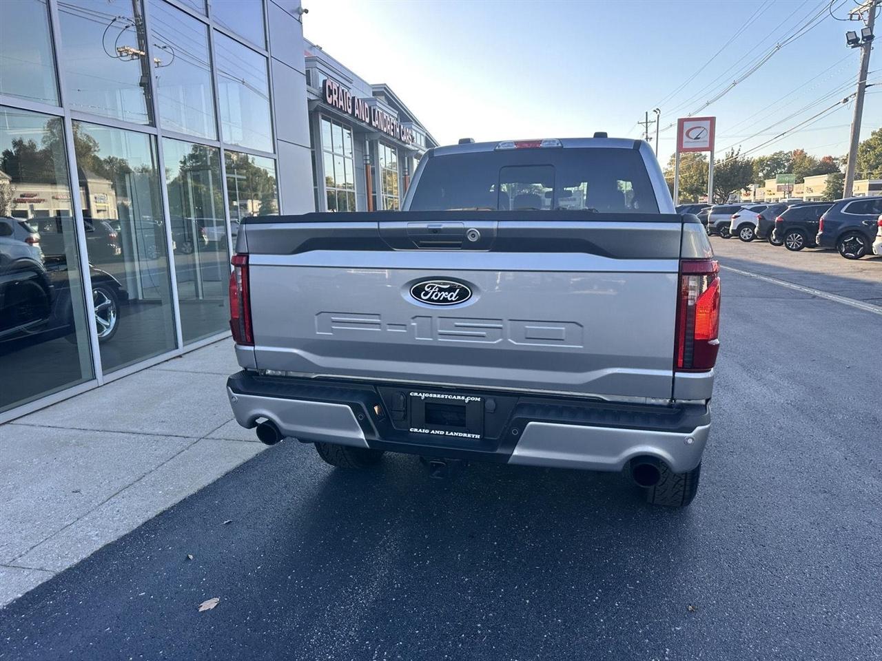 Ford F-150 XLT SuperCrew 4WD 2026