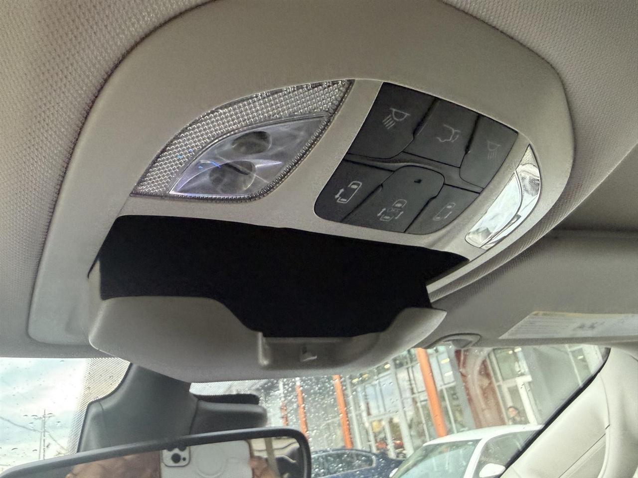 Chrysler Pacifica Touring L 2023