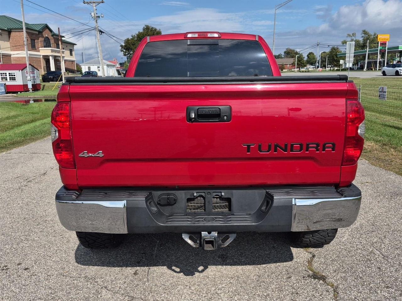 Toyota Tundra SR5 5.7L V8 Double Cab 4WD 2014
