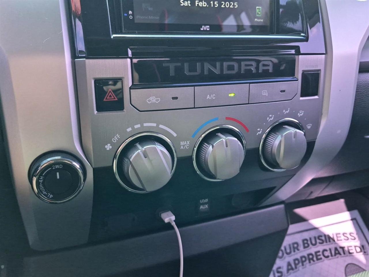 Toyota Tundra SR5 5.7L V8 Double Cab 4WD 2014