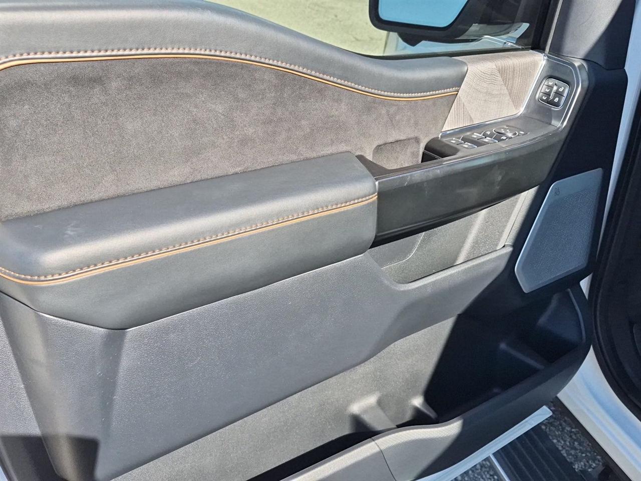 Ford F-150 Platinum SuperCrew 5.5-ft. Bed 4WD 2023