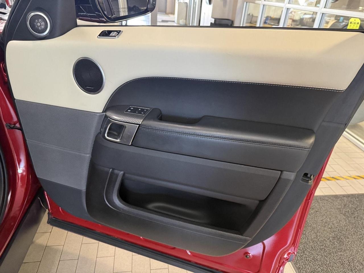 Land Rover Range Rover Sport HST 2021