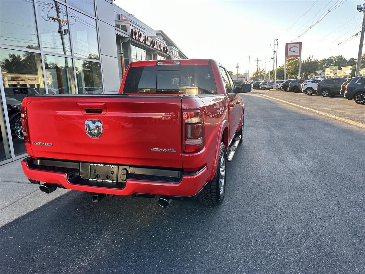 RAM 1500 Laramie Crew Cab SWB 4WD 2021