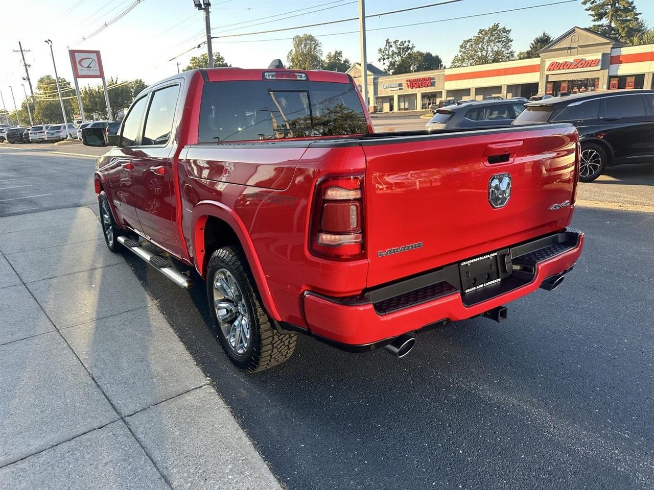 RAM 1500 Laramie Crew Cab SWB 4WD 2021