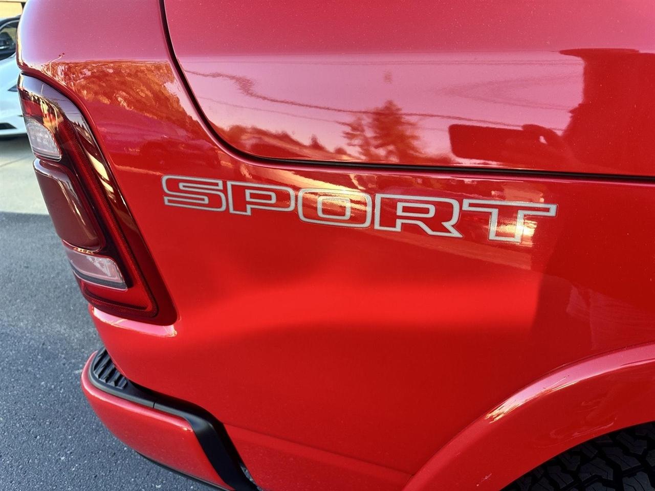 RAM 1500 Laramie Crew Cab SWB 4WD 2021