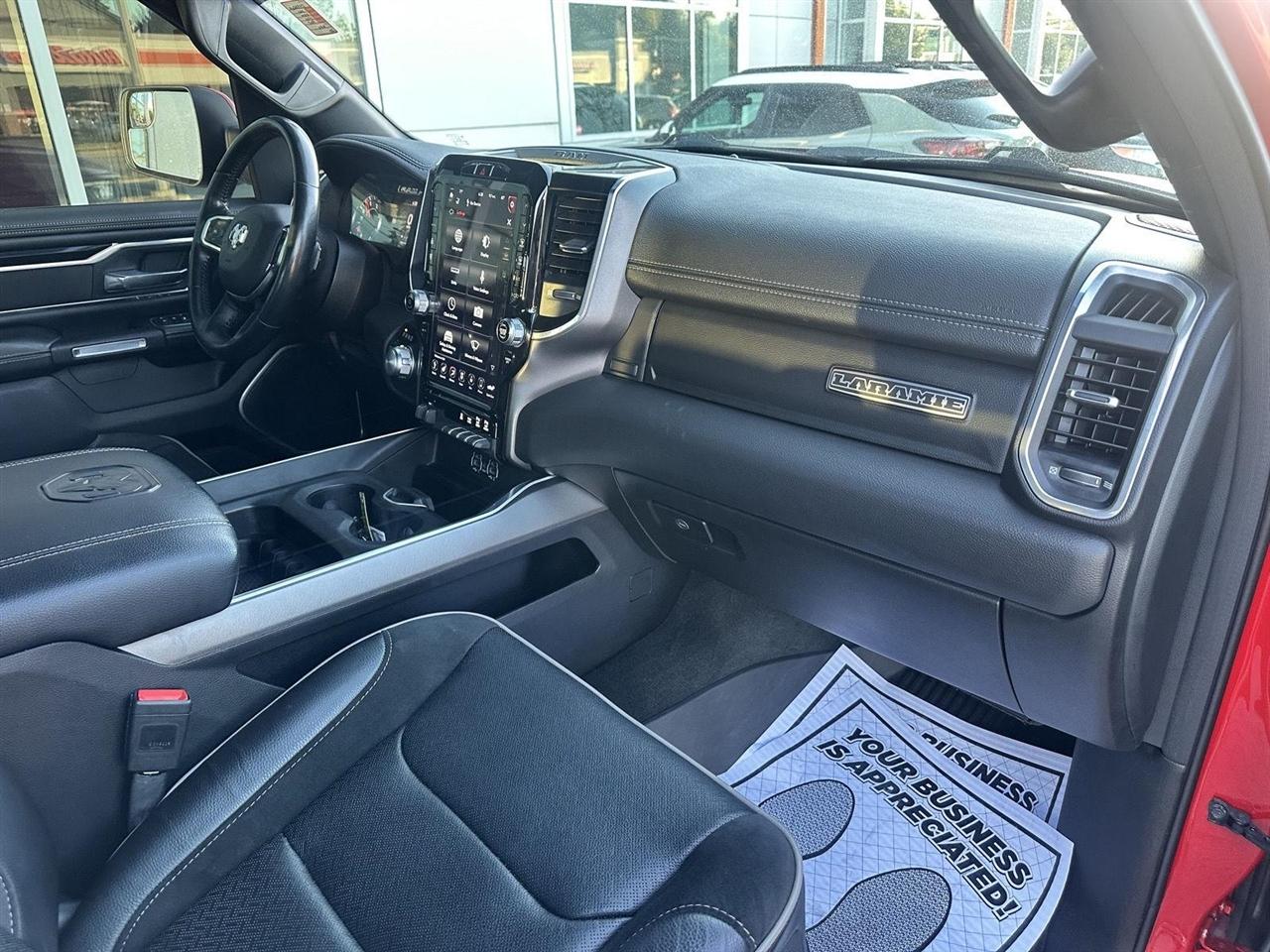 RAM 1500 Laramie Crew Cab SWB 4WD 2021